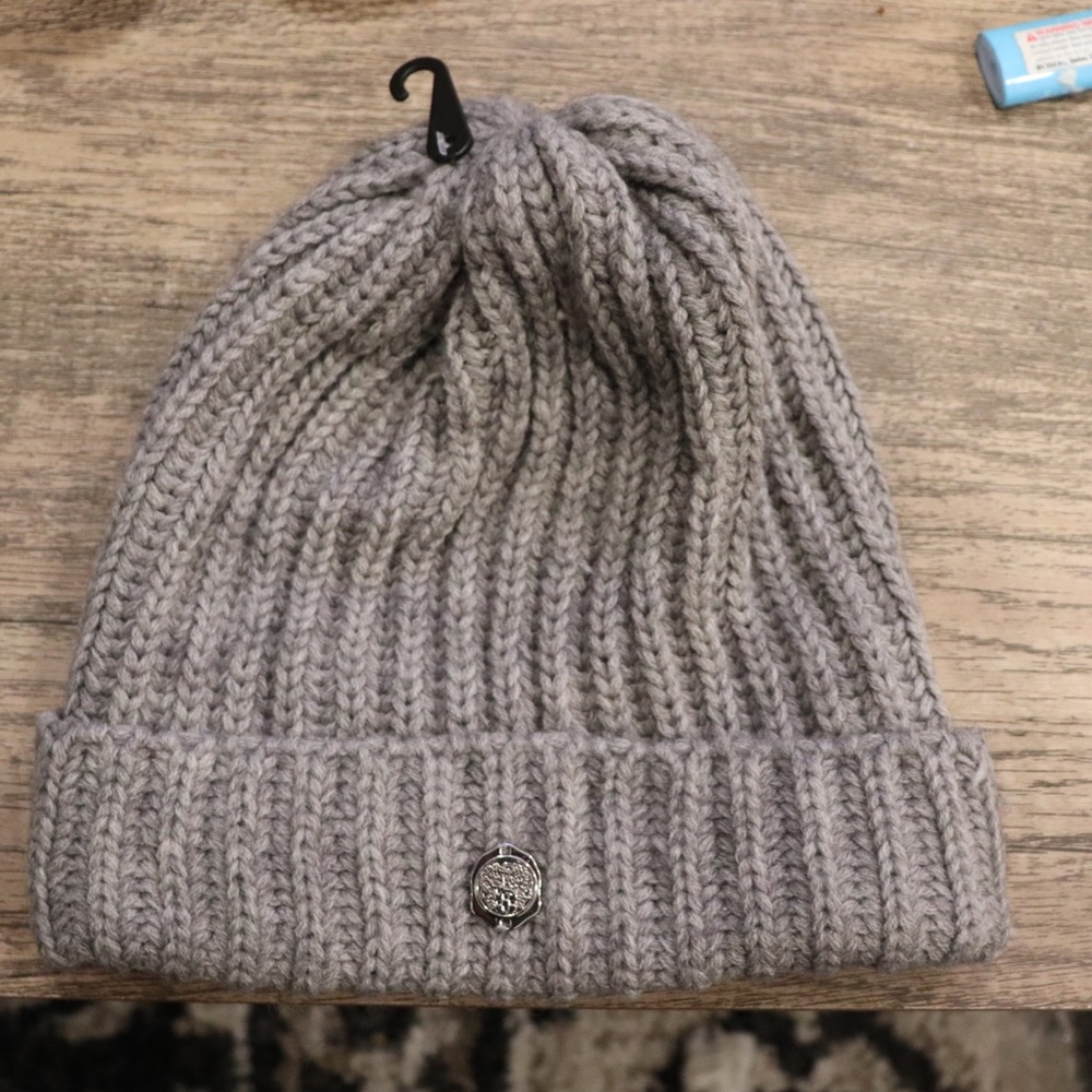 NWT Vince Camuto Beanie